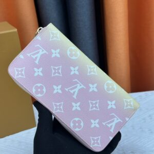 【AT13383】ルイヴィトンLV夏のBy The Poolシリーズ モノグラムキャンバス財布 人気女性のための上品なグラデーションカラー財布 | Louis Vuitton