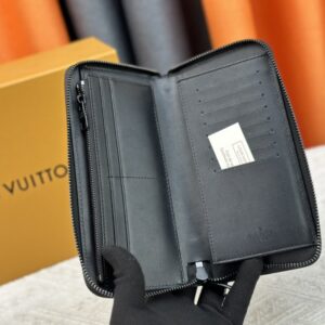 【AT13386】ルイ・ヴィトン（Louis Vuitton）のグラフィットシリーズ ダミエ財布 | Louis Vuitton