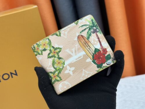 【AT13388】ルイ・ヴィトン トロピカルウォレット - ハイエンドな贅沢さとリゾート魅力を表現 | LV