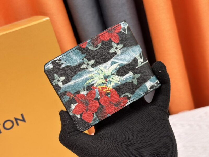 【AT13389】モノグラムサーフィン・スレンダー 都会のエリートが持つ芸術品 | Louis Vuitton Paris