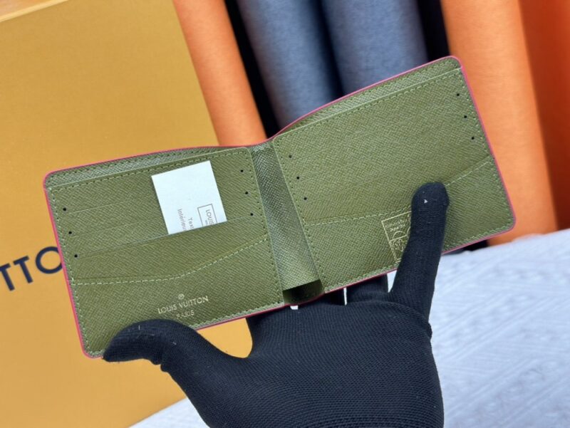 【AT13390】ルイヴィトン モノグラムサーフィン財布 - エレガントなトロピカルデザイン | Louis Vuitton Paris