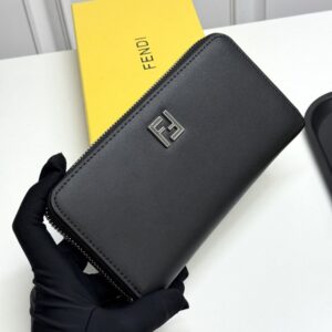 【AT13393】フェンディの高級トップグレイン牛革財布 - 贅沢なブラックデザイン | Fendi