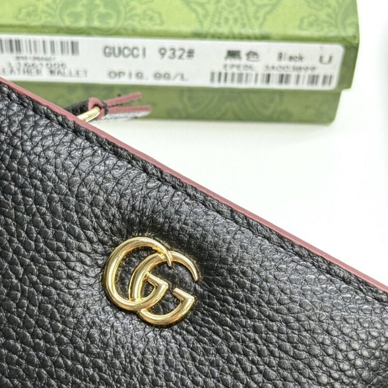 【AT13407】グッチの贅沢なエンボスレザーショートウォレット | Gucci Italy