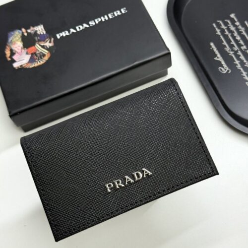 【AT13422】プラダ（Prada）の高級牛革名刺入れ｜ビジネス用品位とエレガントなセンスを演出 | Prada