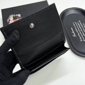 【AT13422】プラダ（Prada）の高級牛革名刺入れ｜ビジネス用品位とエレガントなセンスを演出 | Prada