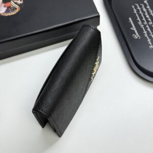 【AT13424】プラダのエレガントで贅沢な名刺入れ。ビジネスエリート必見！ | Prada Italy