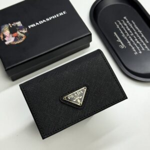 【AT13428】プラダPrada 高級ブランド牛革名刺入れ、エレガントなビジネスアクセサリー | Prada Italy