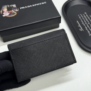 【AT13428】プラダPrada 高級ブランド牛革名刺入れ、エレガントなビジネスアクセサリー | Prada Italy