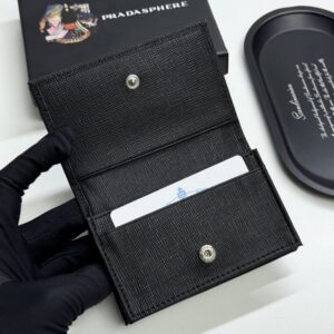【AT13429】プラダPrada ラグジュアリーな名刺入れ | Prada Milano