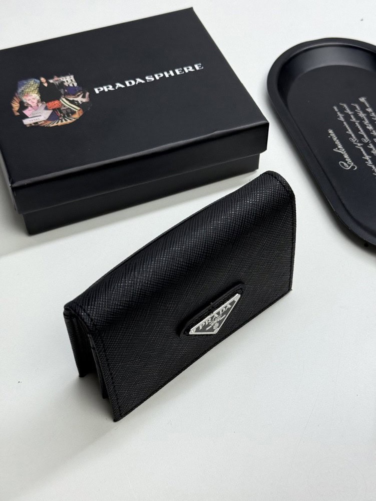 【AT13429】プラダPrada ラグジュアリーな名刺入れ | Prada Milano