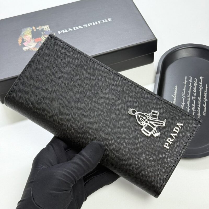 【AT13430】プラダPrada：高級牛革財布、洗練された品味と実用性の融合 | Prada Italy