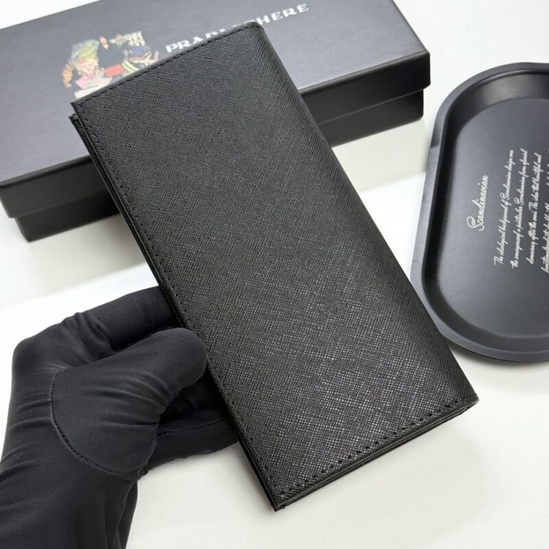 【AT13430】プラダPrada：高級牛革財布、洗練された品味と実用性の融合 | Prada Italy