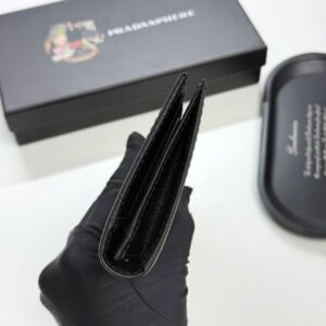 【AT13430】プラダPrada：高級牛革財布、洗練された品味と実用性の融合 | Prada Italy
