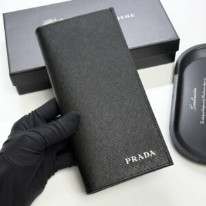 【AT13431】プラダ Prada クラシックなロングウォレット、贅沢な品味を演出！ | Prada