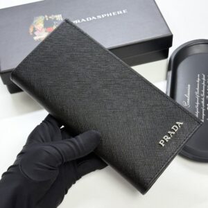 【AT13431】プラダ Prada クラシックなロングウォレット、贅沢な品味を演出！ | Prada