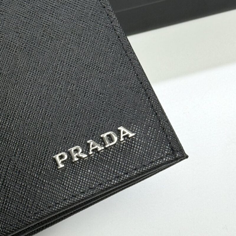 【AT13431】プラダ Prada クラシックなロングウォレット、贅沢な品味を演出！ | Prada