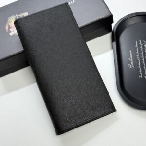 【AT13432】プラダ（Prada） エンボス レザー 長財布 ブラック エレガントな都会のスタイル | Prada