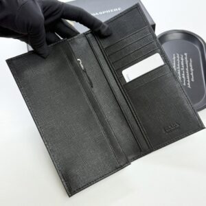 【AT13432】プラダ（Prada） エンボス レザー 長財布 ブラック エレガントな都会のスタイル | Prada