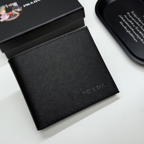 【AT13440】プラダClassicoクラシック型押し牛革財布メンズ/レディース用 | Prada Milano