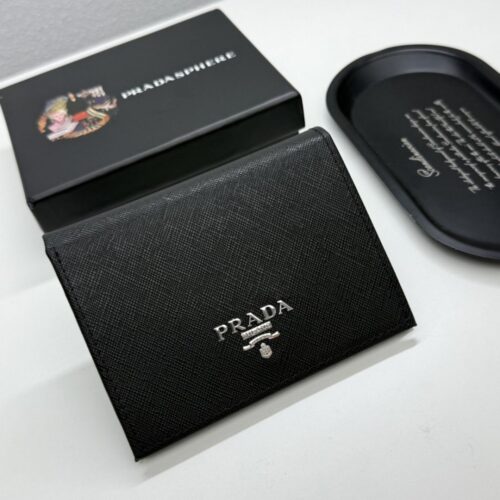 【AT13450】プラダの高級なカードケース - 高級感と品味を表現する | Prada Milano