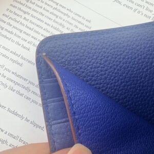 【AT13463】エルメス(Hermès)クラシックウォレット - 海軍ブルーのTogo牛革女性用財布 | Hermes