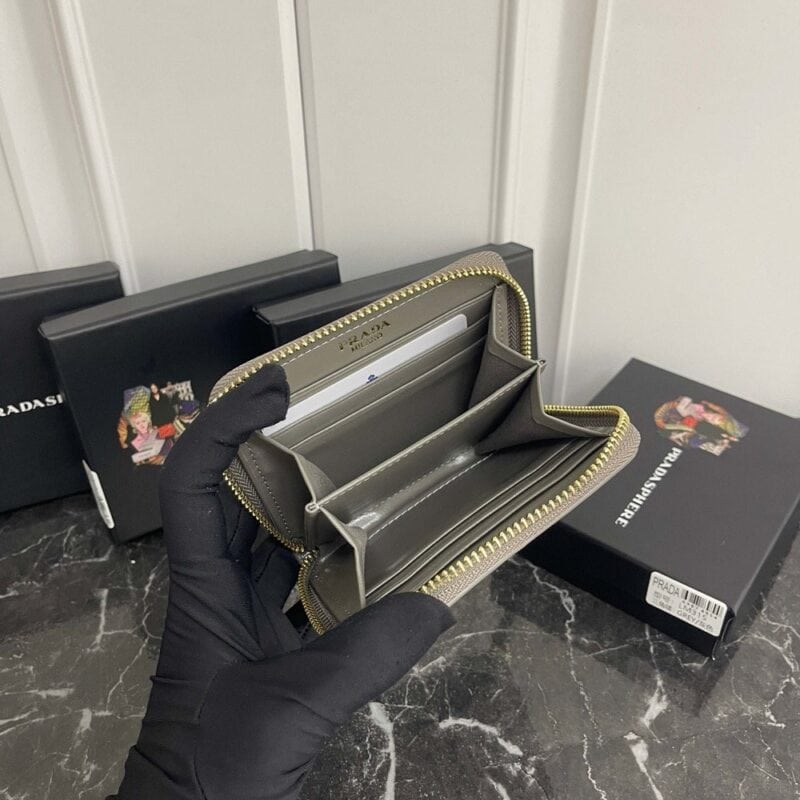 【AT13470】プラダ PRADA プレミアムレザーコインケース、高品質オイルワックスレザー製 | Prada Italy