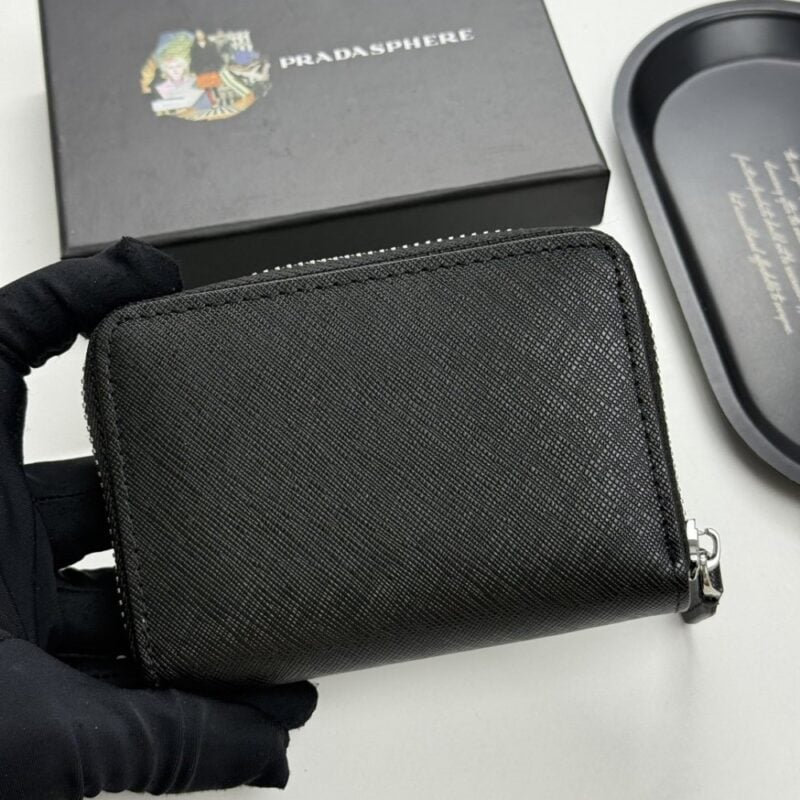 【AT13489】プラダ(PRADA) クロスグレイン仔牛革カードケース ブラックスタイル 質感滑らかな高級カードホルダー | Prada
