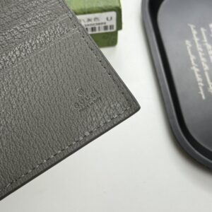 【AT13507】グッチ(Gucci) クラシックなモノグラム財布 - 高級ファッションと実用性が融合 | Gucci Firenze