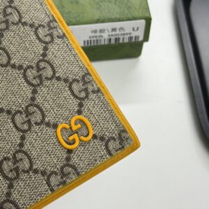 【AT13509】グッチのクラシックな財布 - 高級な日常アクセサリー | Gucci Italy
