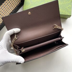 【AT13523】グッチ Gucci 高級レザー財布 モノグラム柄 多機能デザイン チェーン付きバッグ エレガントなカラー | Gucci Italy