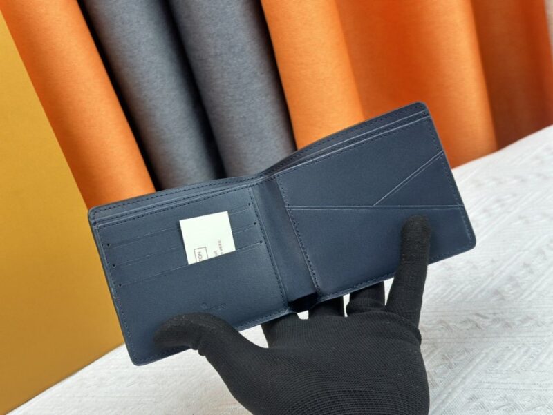 【AT13530】ルイ・ヴィトンのマルチプルシリーズシャドウ小牛革財布 | Louis Vuitton Paris