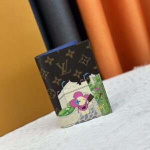 【AT13533】ルイ・ヴィトンLV ブルー パンダパスポートホルダー、高級アートと実用性が融合した旅行用アクセサリー | LV