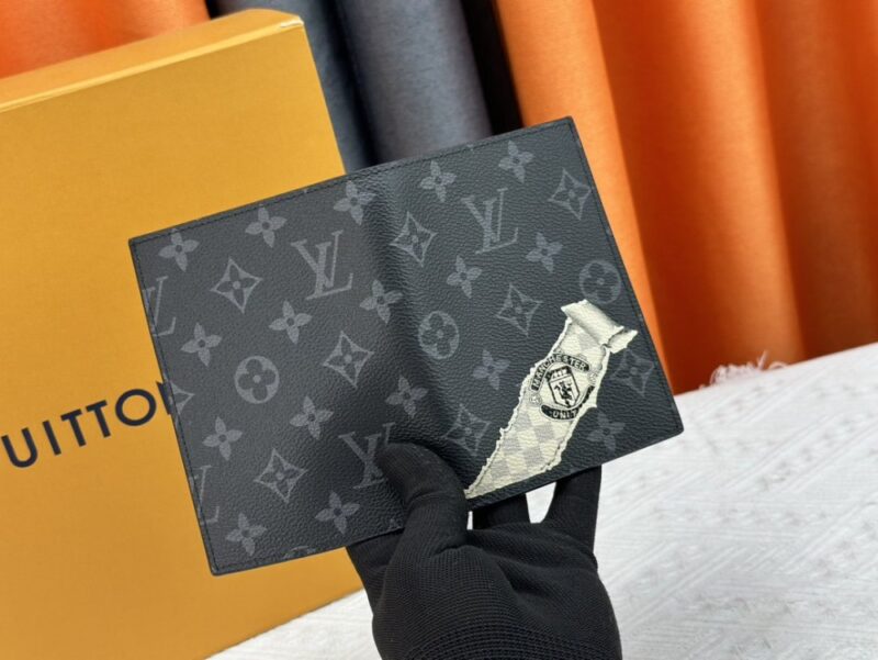 【AT13536】ルイ・ヴィトン パスポートケース - エレガントな旅行用アクセサリー | LV