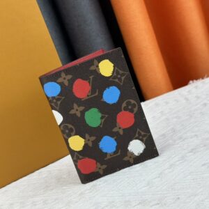 【AT13537】ルイ・ヴィトン モノグラム柄カラフルパスポートケース | LV