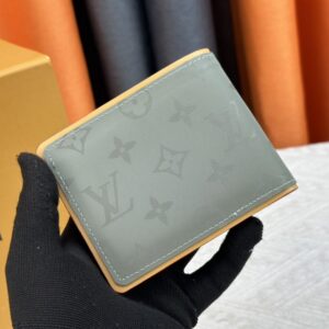 【AT13545】ルイ・ヴィトンBrazzaシリーズ 財布: デジタル時代のラグジュアリーファッションを牽引する | Louis Vuitton Malletier