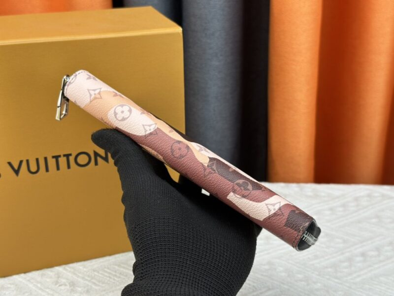 【AT13546】ルイ・ヴィトン(Louis Vuitton) Damier Graphiteメンズファスナーウォレット | Louis Vuitton Malletier