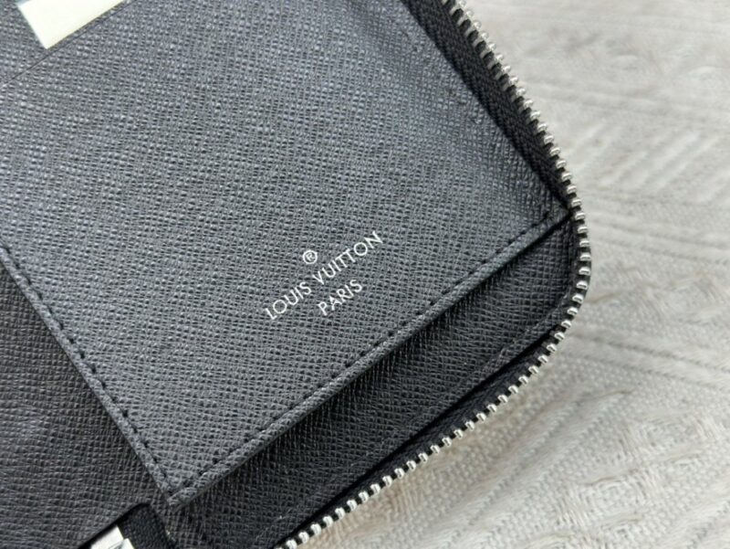 【AT13546】ルイ・ヴィトン(Louis Vuitton) Damier Graphiteメンズファスナーウォレット | Louis Vuitton Malletier