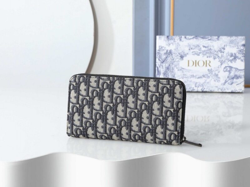 【AT13898】ディオールのオブリークプリントグレインレザーウォレット、上質なラグジュアリー感を演出 | Dior