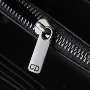 【AT13899】ディオールの豪華なロングウォレット - エレガントでファッショナブルなアクセサリー | Christian Dior