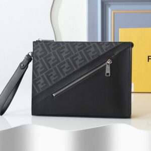 【AT13906】FENDI（フェンディ）クラッチバッグ - 高品質なデザインと機能性を兼ね備えたラグジュアリーバッグ | Fendi Roma