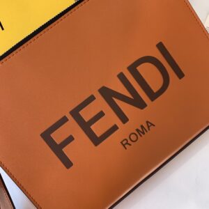 【AT13910】フェンディ ローマ ブラウンレザークラッチバッグ | Fendi Roma
