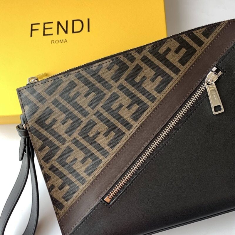 【AT13912】フェンディ・ローマ クラシッククラッチバッグ - 高級都会ファッションを演出 | Fendi