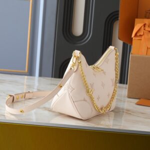【AT13913】ルイ・ヴィトン（Louis Vuitton）のミルク色モノグラム型押し牛革ブローニュハンドバッグ | Louis Vuitton Malletier