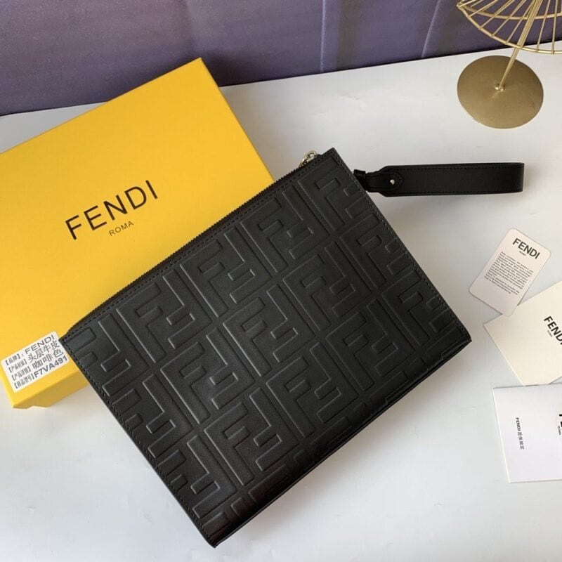 【AT13914】フェンディエレガントなナッパレザークラッチバッグ、都会のエリートスタイルを象徴する | Fendi