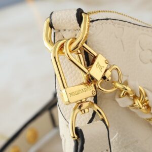 【AT13916】牛角地包-上品な贅沢感、金色メタルチェーンが際立つ-Prada | Louis Vuitton Malletier