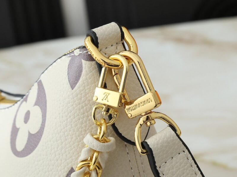 【AT13918】Monogram 純白エンボスカーフスキンハンドバッグ、都会的な女性のための究極のファッションアイテム | LV