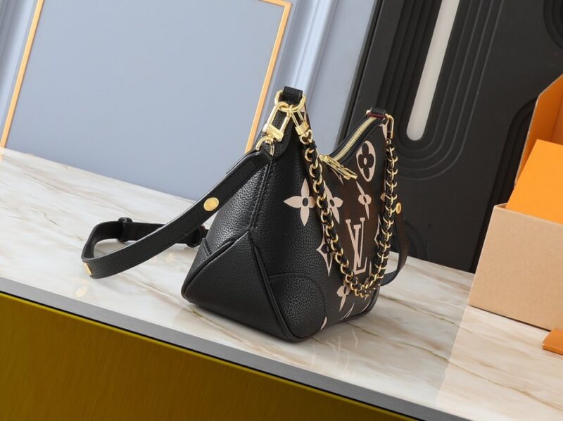 【AT13920】ルイ・ヴィトンのモノグラムエンボス牛革ハンドバッグ、豪華なファッションアクセサリー | Louis Vuitton