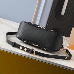 【AT13920】ルイ・ヴィトンのモノグラムエンボス牛革ハンドバッグ、豪華なファッションアクセサリー | Louis Vuitton