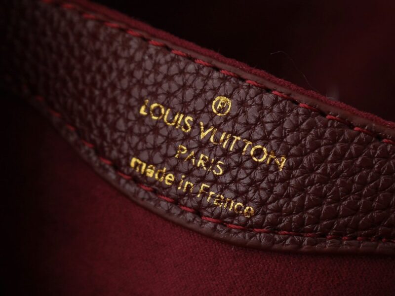 【AT13921】ルイ・ヴィトンのブローニュハンドバッグ - ゴールドチェーンデザインとワインレッドカラー | Louis Vuitton Paris