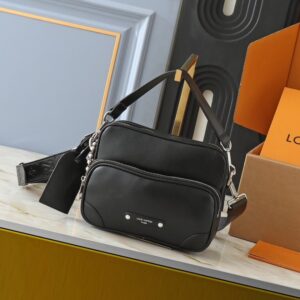 【AT13922】ルイ・ヴィトンLV黒牛革ハンドバッグ パール飾りリベット装飾付き | Louis Vuitton Malletier